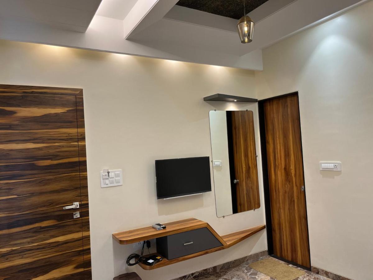 Hotel Aryadeep Phardāpur Εξωτερικό φωτογραφία