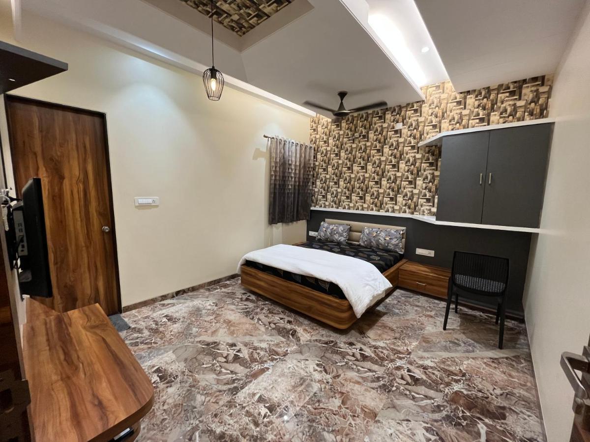 Hotel Aryadeep Phardāpur Εξωτερικό φωτογραφία
